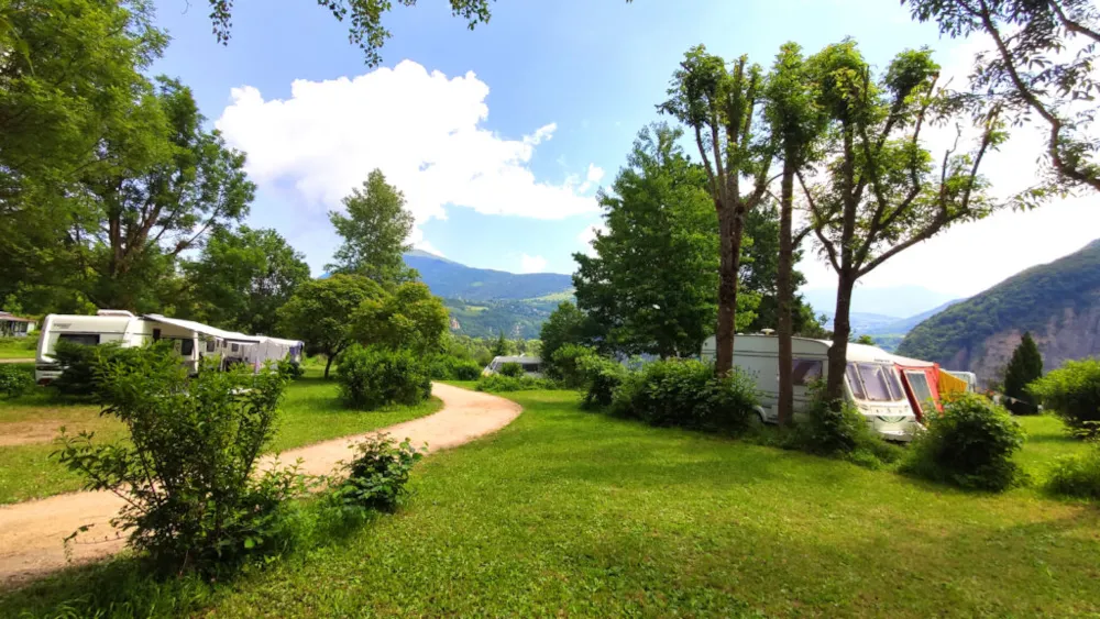 Camping Naturiste Le Courtialet - image n°1 - Isere