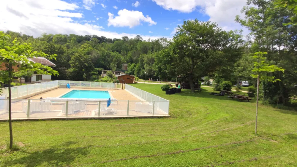 Camping Naturiste Le Courtialet - image n°3 - Isere