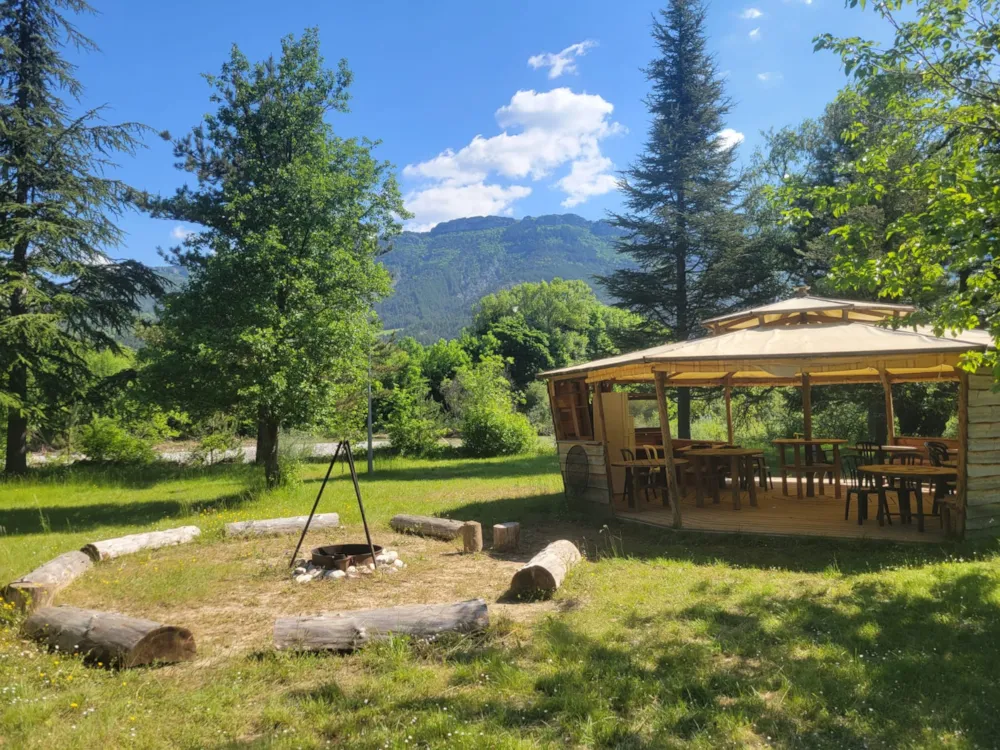 Les Cabanes de Valdie - image n°1 - RhoneAlpes