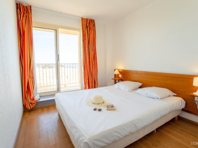 1 BEDROOM APARTMENT - SEA VIEW