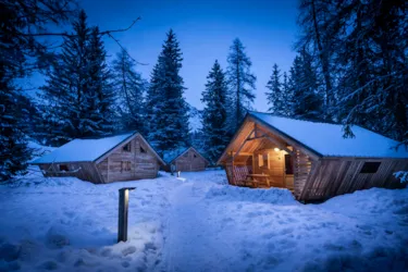 Les Chalets Huttopia Champagny en Vanoise  - image n°2 - Camping Direct