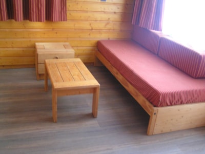 Studio with cabin bedroom