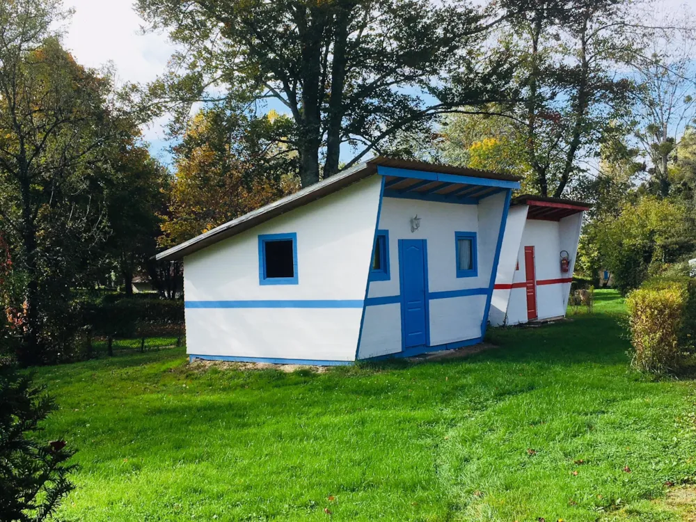 Mietunterkunft - Chalet Ohne Sanitärausstattung - Camping des Bains