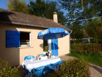 Mietunterkunft - Gasthof 33M² - 2 Zimmer - Camping des Bains