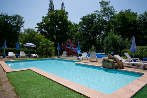 Foto #1 van Camping des Bains