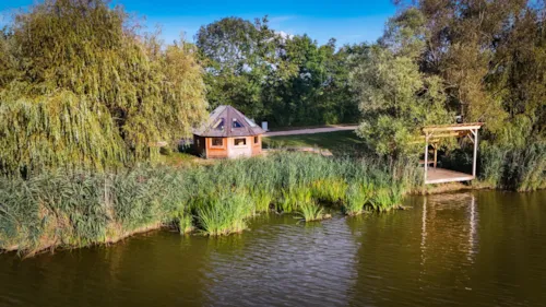 Location - Cabane Boréalis - image n°1 - Camping Le Domaine des Feuilles