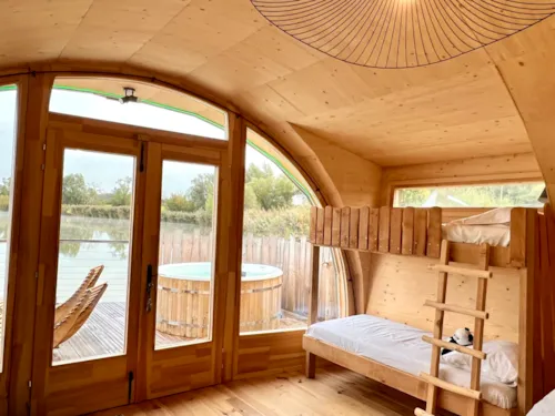 Location - Cabane Spa Les Flots - image n°6 - Camping Le Domaine des Feuilles