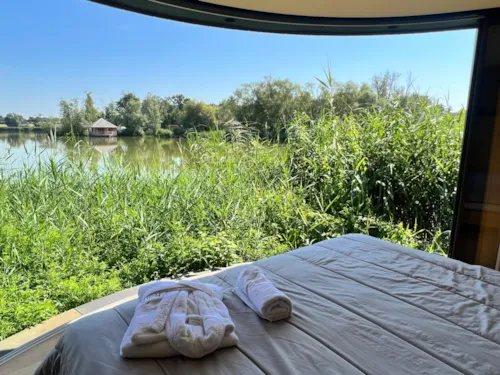 Location - Lumipod Spa Île - image n°2 - Camping Le Domaine des Feuilles