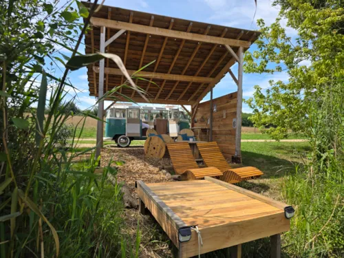 Location - Combi Harvey - image n°6 - Camping Le Domaine des Feuilles