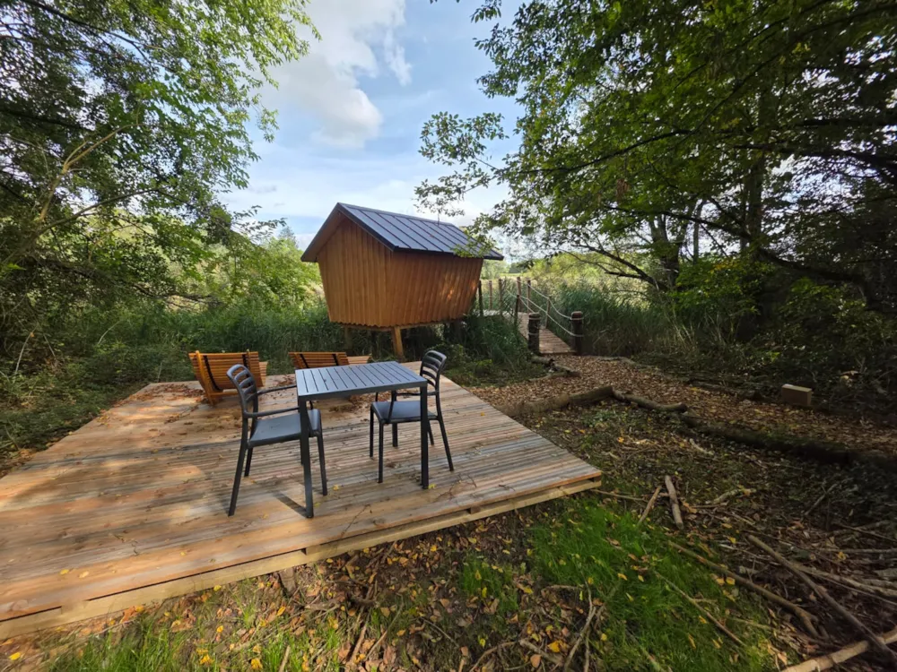 Location - Cabane Perdue - Camping Le Domaine des Feuilles