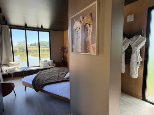 Location - Cabane Spa Loggy - image n°2 - Camping Le Domaine des Feuilles