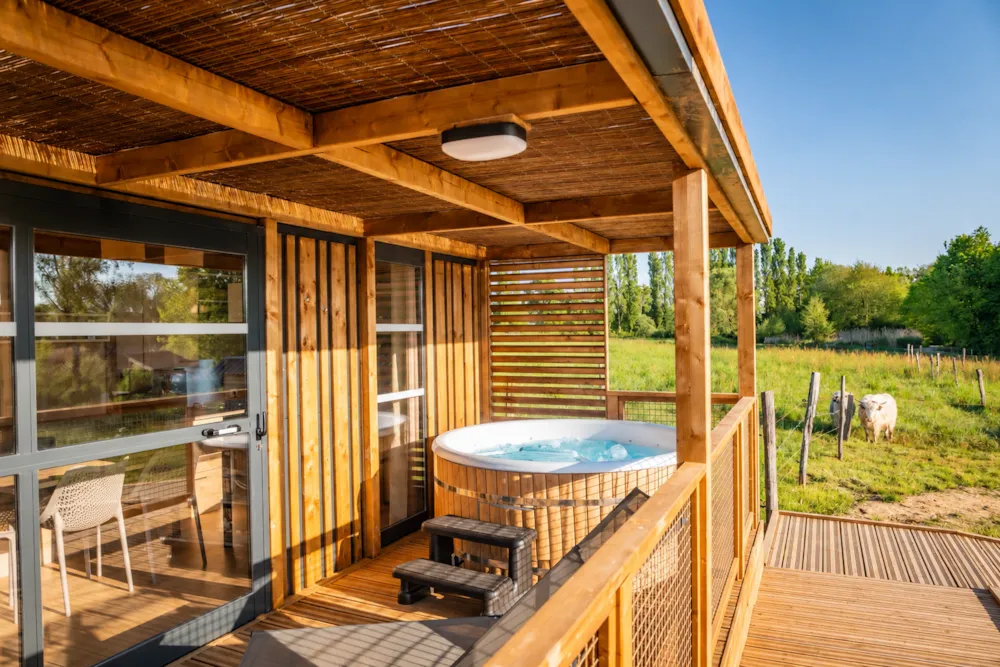Accommodation - Cabane Spa Animals - Camping Le Domaine des Feuilles