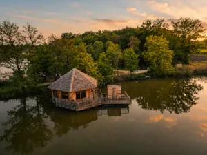 Locatif - Cabin Ruche - Camping Le Domaine des Feuilles