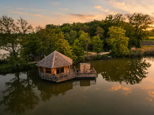 Accommodation - Cabin Ruche - image n°1 - Camping Le Domaine des Feuilles
