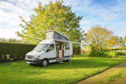 Emplacement Essential | Tente Et Véhicule -7 M | <100 M² | Électricité, Pas D'eau