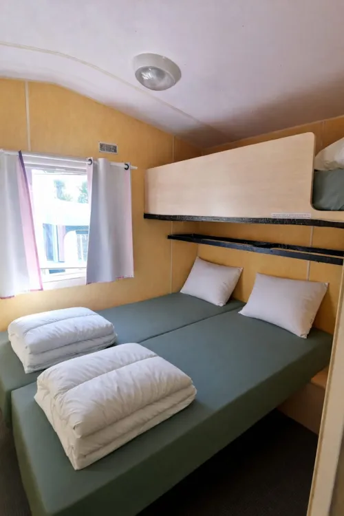 Location - Mobil-Home 7,8 M - 2 Chambres - image n°3 - Camping Ô Fil de l'Eau 