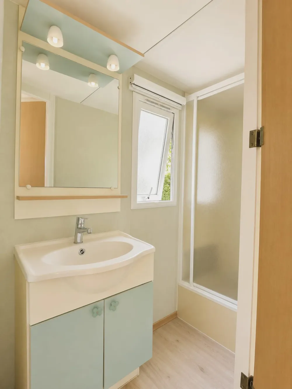Location - Mobil-Home 7,8 M - 2 Chambres - image n°4 - Camping Ô Fil de l'Eau 