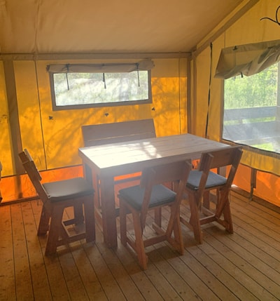 Safari lodge tent — 7