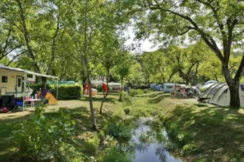 Stellplatz - Stellplatz Nature (Zelt / 1 Auto) - Camping MOULIN DE PAULHIAC