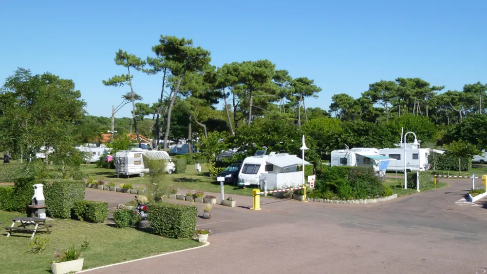 Camping LE PUITS DE L'AUTURE - image n°1 - Camping2Be