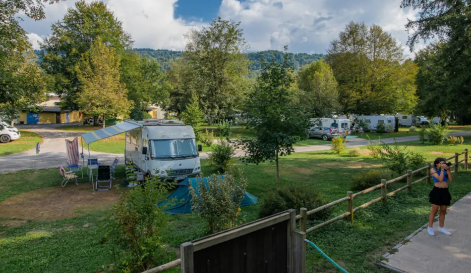 Camping Onlycamp Les Thézières