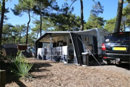 Kampeerplaats(en) - Kampeerplaats + 1 Auto + Tent, Caravan Og Camper + Elektriciteit - Camping & Spa Airotel L'Océan