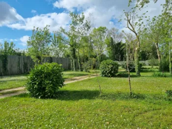 Stellplatz - Stellplatz Nature (1 Zelt, Wohnwagen, Wohnmobil / 1 Auto) - Camping du Port