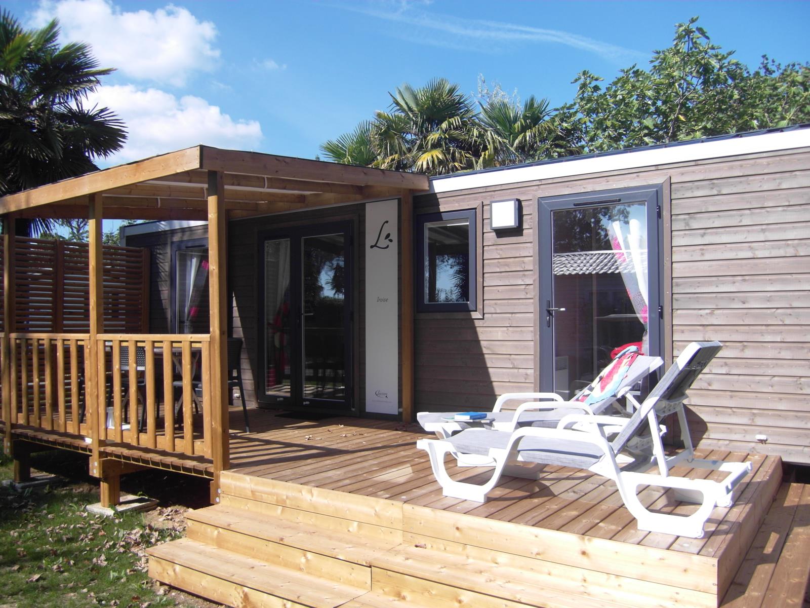 Location - Chalet Iroise 2 Chambres 4Pers Incluse 2 Sdb 2 Wc (M) - Camping Airotel Oléron