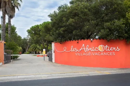 Camping Les Abricotiers