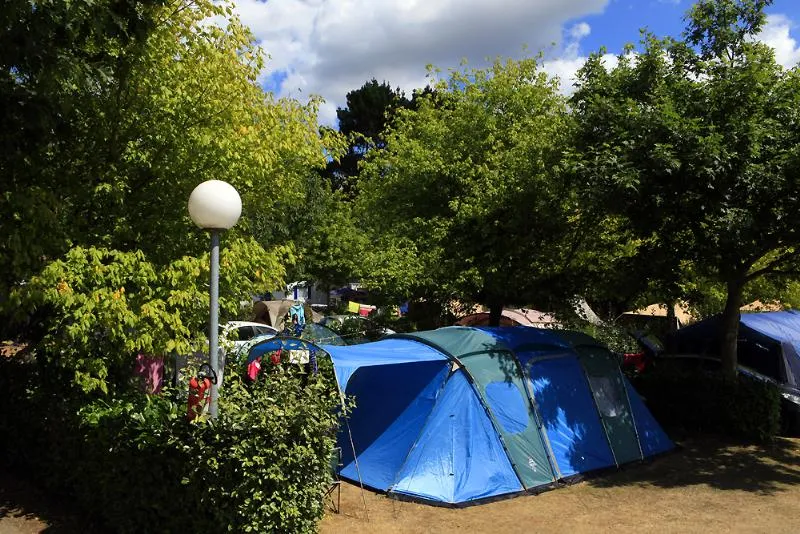 Emplacement Nature 80M² Avec 1 Véhicule