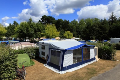 Package Pitch 120/130 m²/ 1 car / 10 Aelectricity