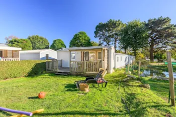 Mietunterkunft - Mobilheim Comfort | 29M² | 2 Schlafzimmer | Erhöhte Terrasse | Klimaanlage (4 Erwachsene Maximal) - Homair - Camping Rivages des Landes