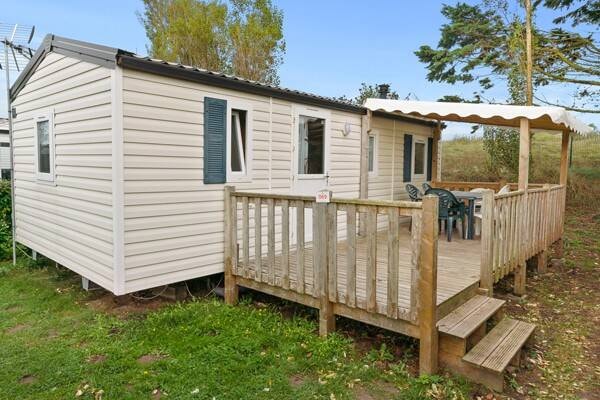 Stacaravan Comfort | 31m² | 3 slaapkamers | Verhoogd terras