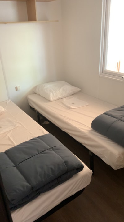 Mobile Home Access 3 bedrooms - SuperTitania