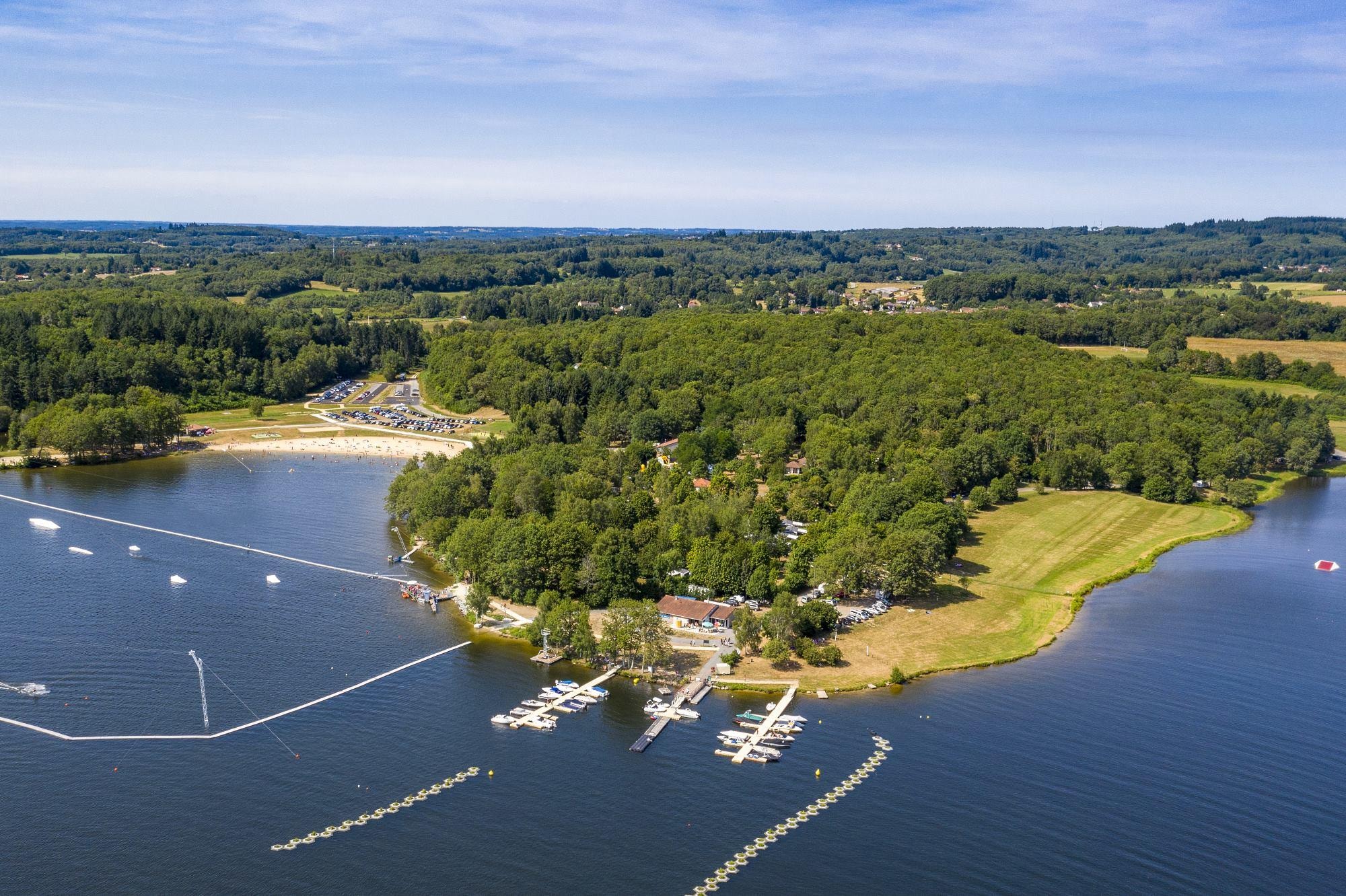 Camping du Lac de Saint-Pardoux — Photo 4