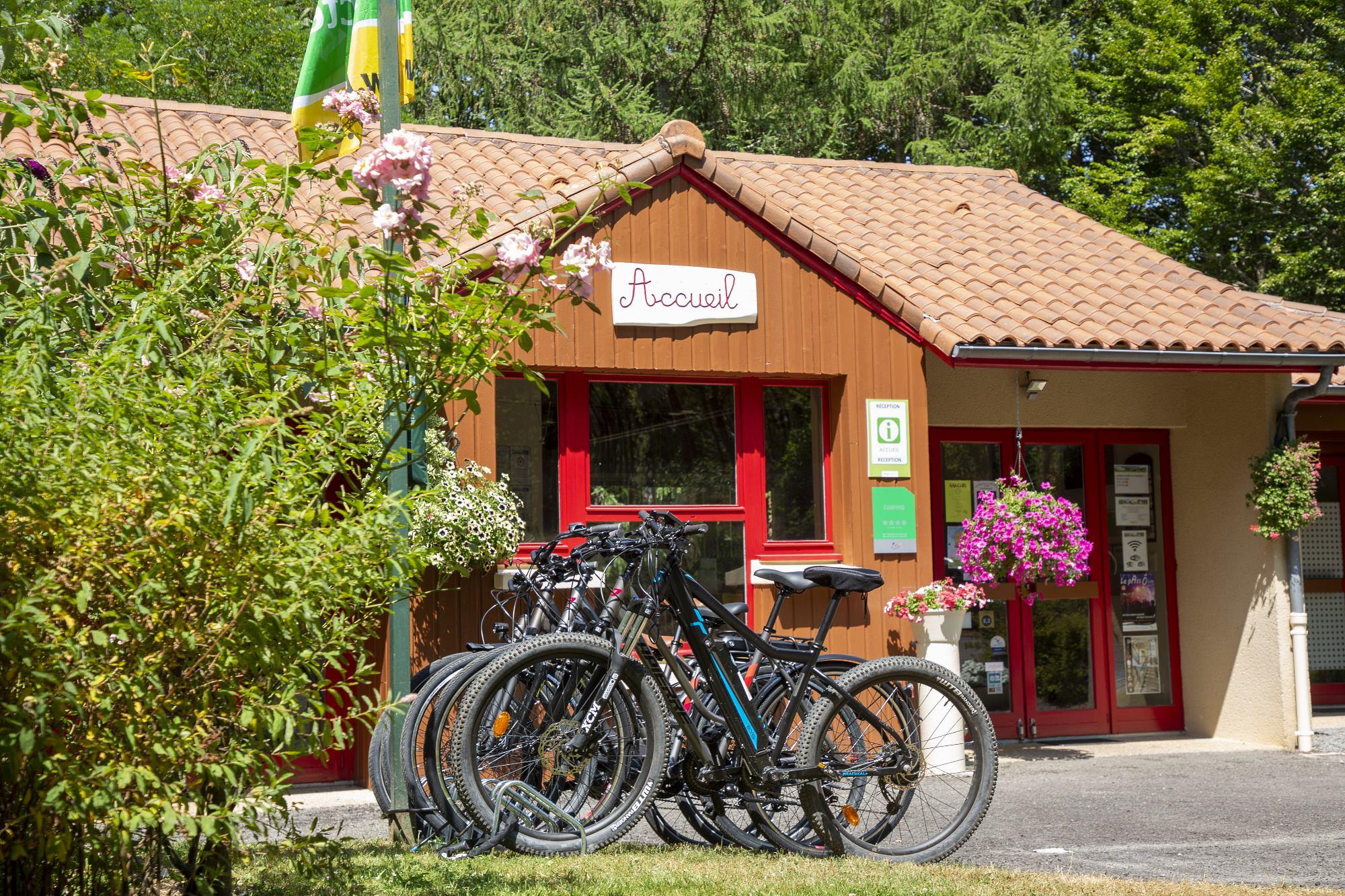 Camping du Lac de Saint-Pardoux - Nouvelle-Aquitaine - Image n°5 Camping du Lac de Saint-Pardoux - Nouvelle-Aquitaine - Image n°5
