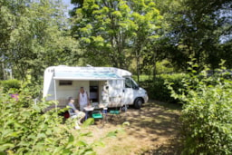Emplacement - Forfait Confort, Avec Électricité - Camping du Lac de Saint-Pardoux