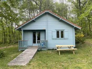 Mietunterkunft - Traditionelles Chalet, Geeignet Für Menschen Mit Eingeschränkter Mobilität - Camping du Lac de Saint-Pardoux