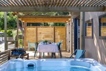 Mietunterkunft - Mobilheim Exklusiv - 3 Schlafzimmer - 2 Badezimmer - Privat Spa - ROMANEE La Plage