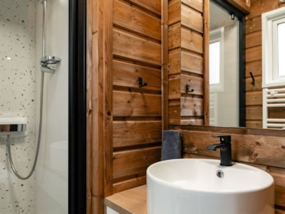 LA CLAIRIERE SEASONOVA - Signature cottage, private Jacuzzi, air conditioning