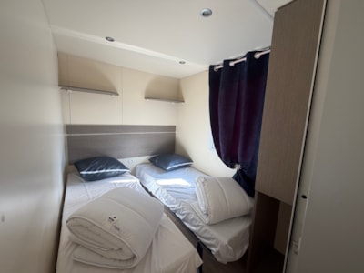 MOBIL-HOME 3 BEDROOMS - with air conditioning