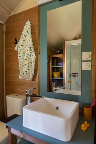 Lodge Tent - 2 bedrooms — 9