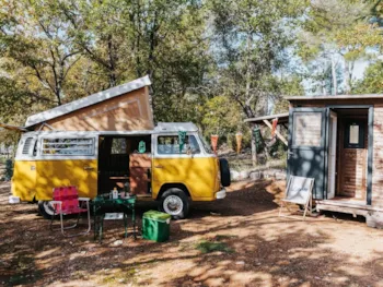Stellplatz - Stellplatz Komfort + 1 Fahrzeug - Mit Sanitäranlagen + Strom - Campings Liberté - Verdon