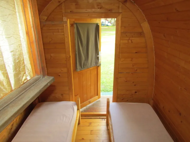 Coque - 2 Lits Simples, Sans Sanitaire