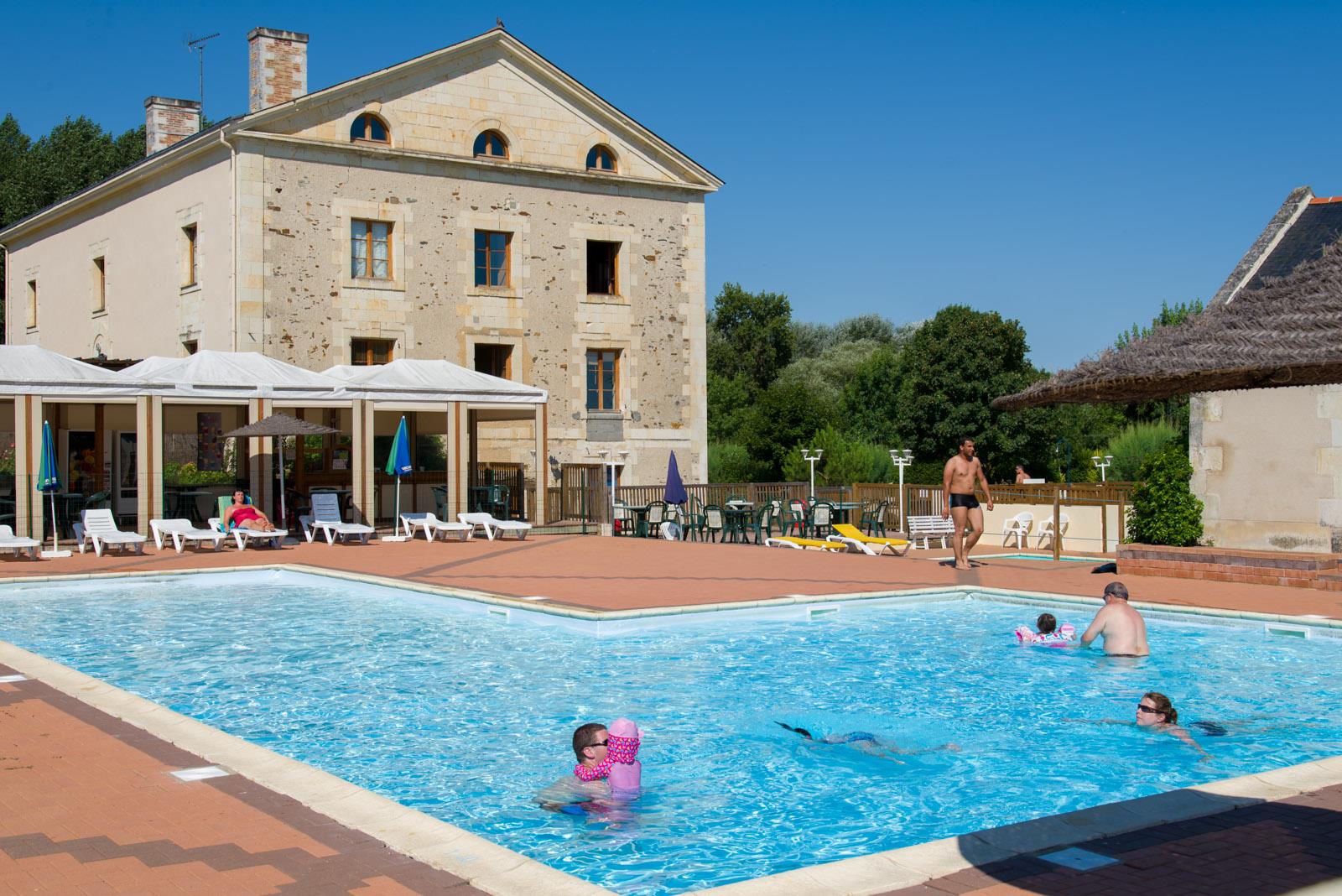 Bathing Camping De L'etang Sites Et Paysages - Brissac Quincé