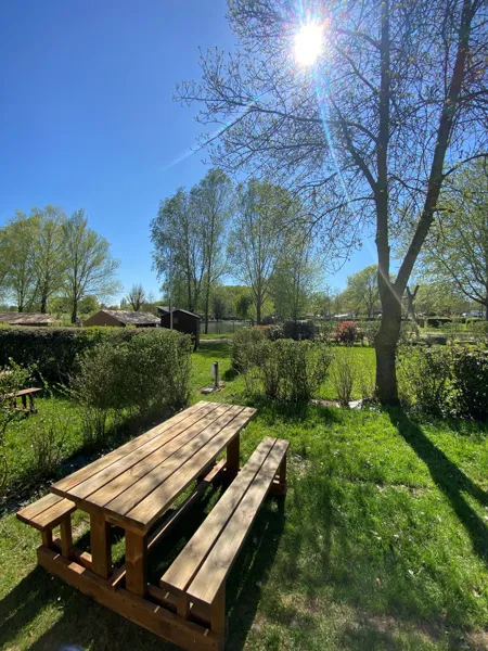 Emplacement Premium Avec Sanitaire Individuel Privé Et Kitchenette!