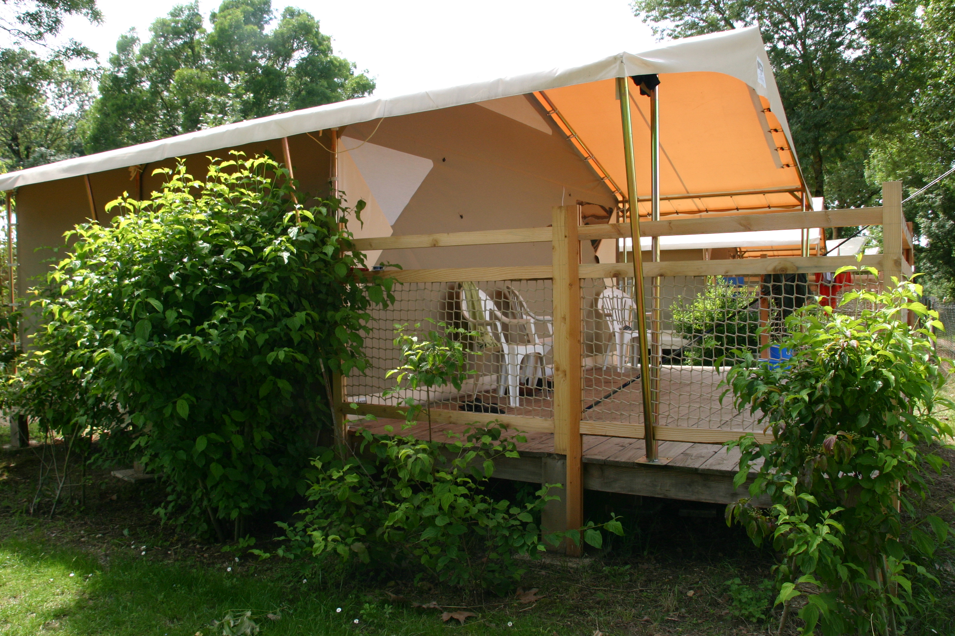 Location - Tente Insolite Nature Eco Lodge 2 Ch  - Sans Sanitaires Privatifs. - Camping Sites et Paysages Domaine de L'Étang