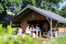 Location - Tente Insolite Nature Confort Lodge 2 Ch. - Sans Sanitaire - Camping de l'Etang Sites et Paysages