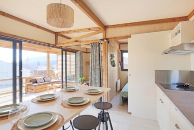 Premium Chalet Maine 2 bedrooms - TV - Dishwasher - NEW 2025, PRIVATE PONTOON  ! — 5