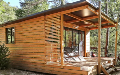 Premium Chalet Maine 1 bedroom - TV - NEW 2026, PRIVATE PONTOON  ! — 1